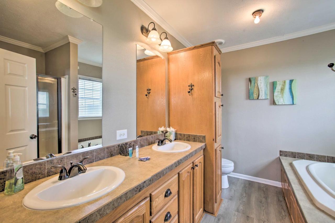 Waterfront New Orleans Home With Private Dock And Pier Εξωτερικό φωτογραφία